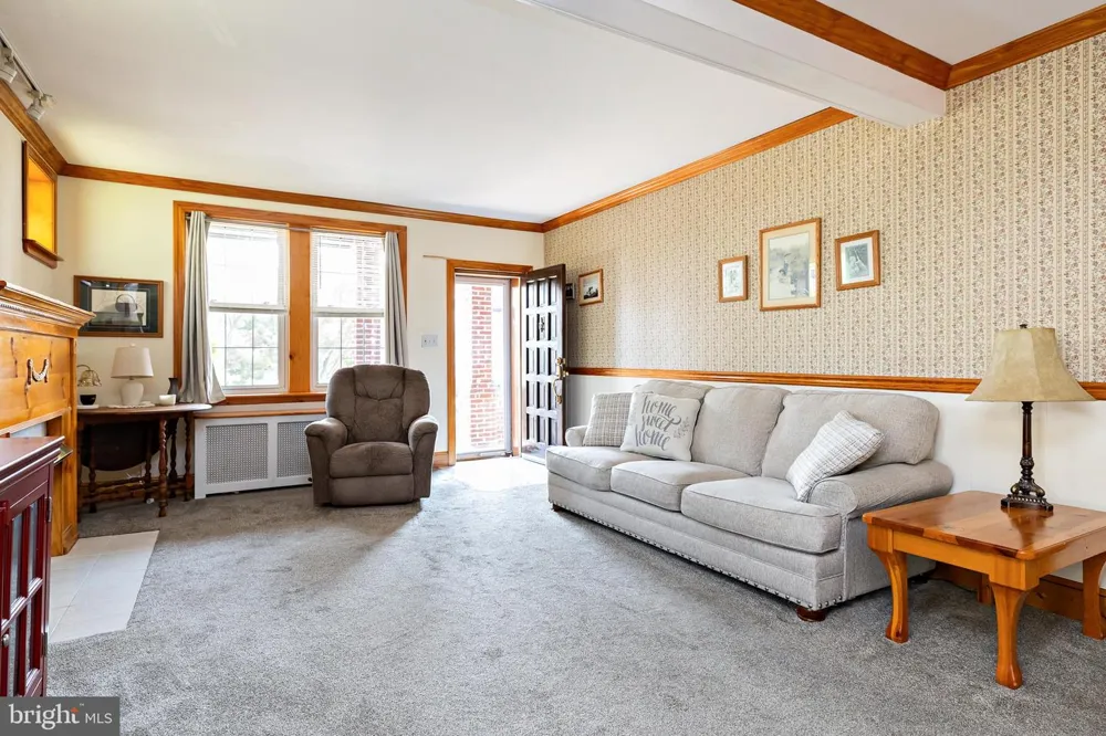 241 JAMES STREET Mount Ephraim, NJ 08059