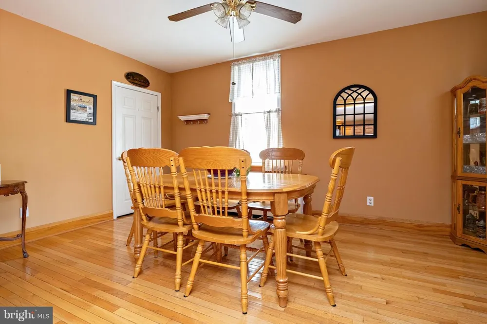 241 JAMES STREET Mount Ephraim, NJ 08059