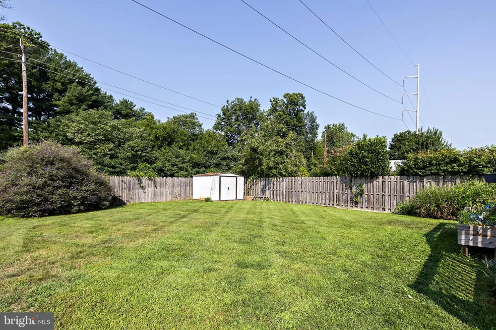 241 JAMES STREET Mount Ephraim, NJ 08059