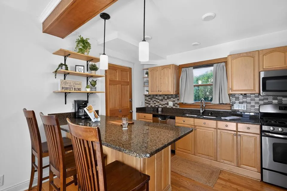 207 W Jefferson Street Ann Arbor, MI 48103