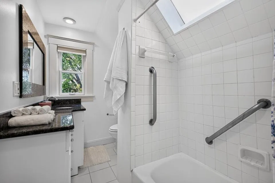 207 W Jefferson Street Ann Arbor, MI 48103