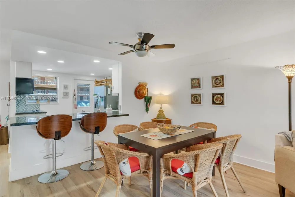 233 NE 14th Ave #108 Hallandale Beach, FL 33009