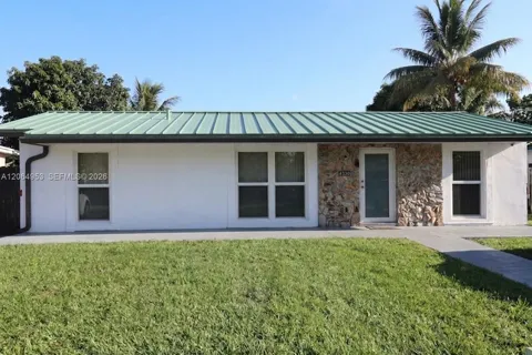 4330 NW 203rd Ter