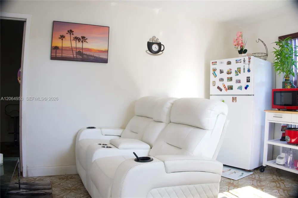 4330 NW 203rd Ter Miami Gardens, FL 33055