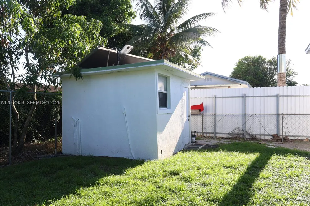 4330 NW 203rd Ter Miami Gardens, FL 33055