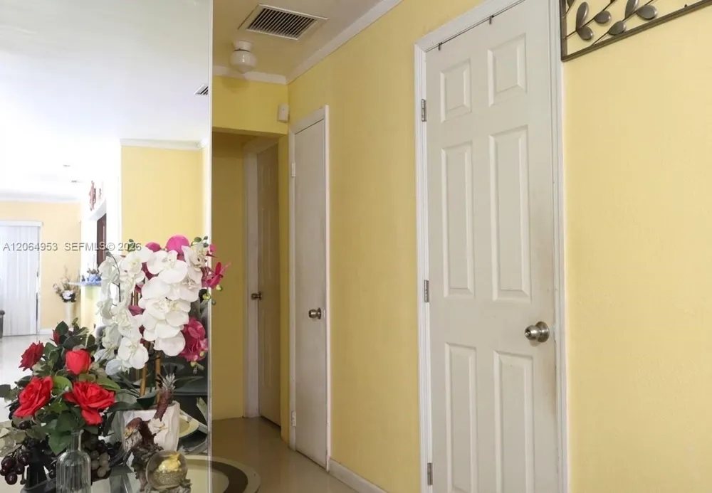 4330 NW 203rd Ter Miami Gardens, FL 33055