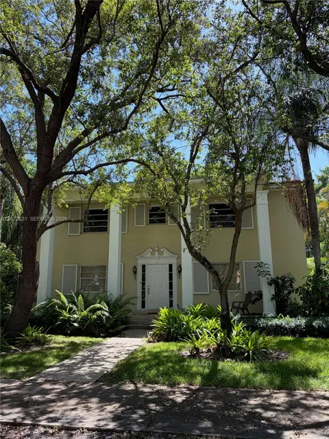 3923 Segovia St #2nd floor
