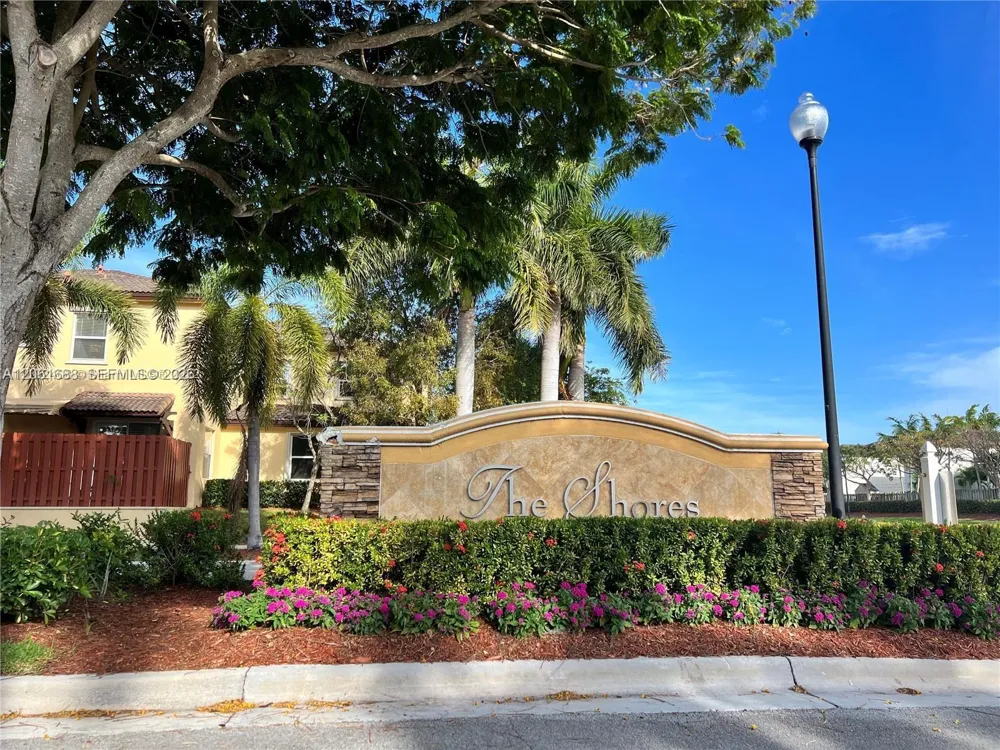 9249 SW 227th St #2-22 Cutler Bay, FL 33190