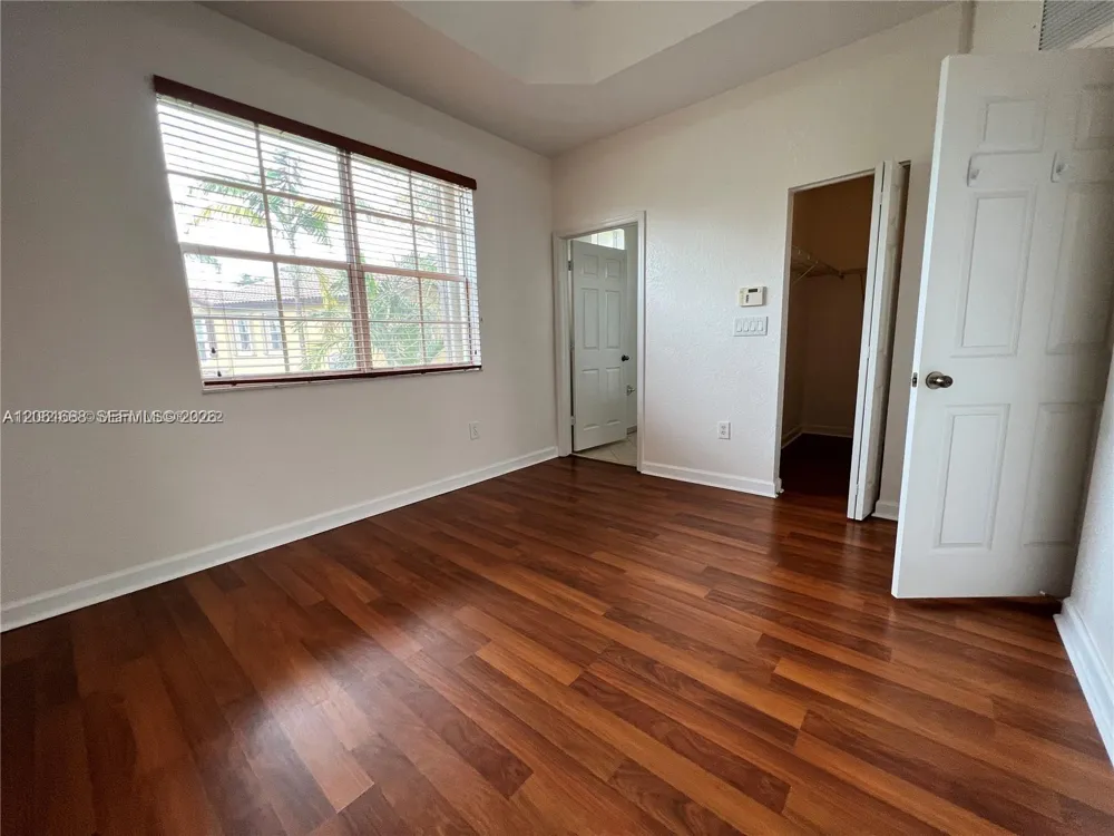 9249 SW 227th St #2-22 Cutler Bay, FL 33190