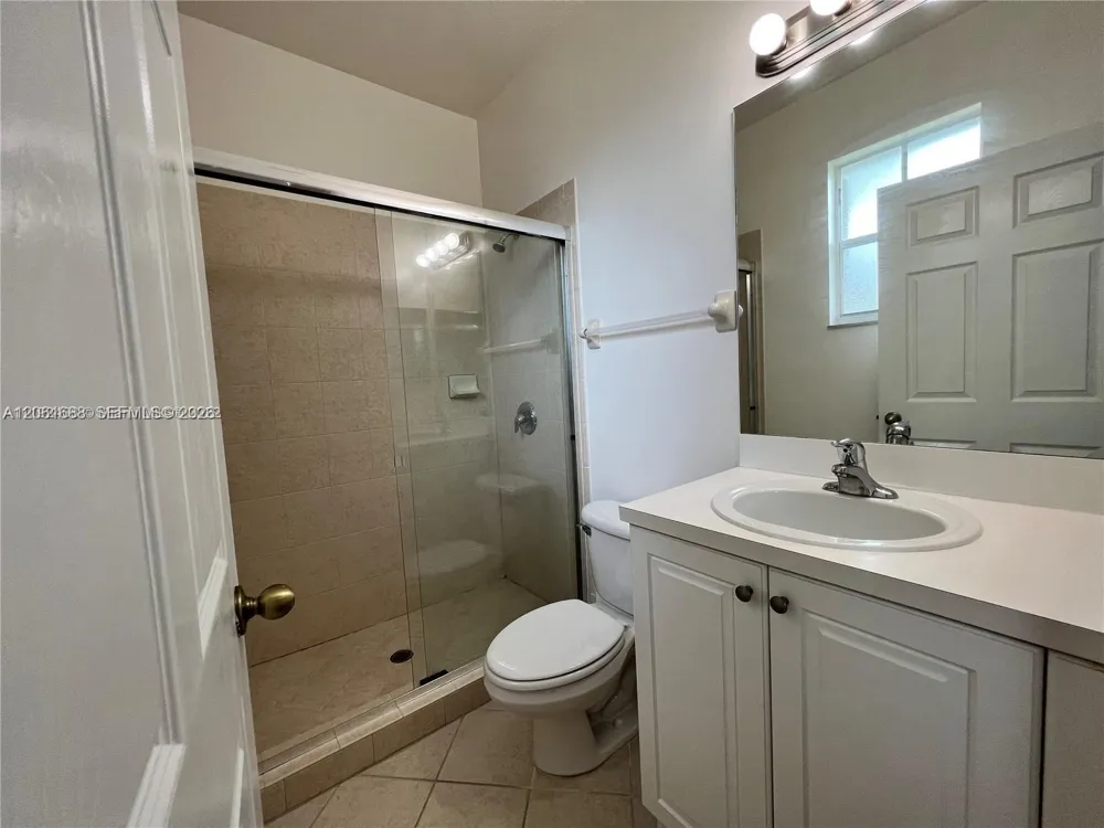 9249 SW 227th St #2-22 Cutler Bay, FL 33190
