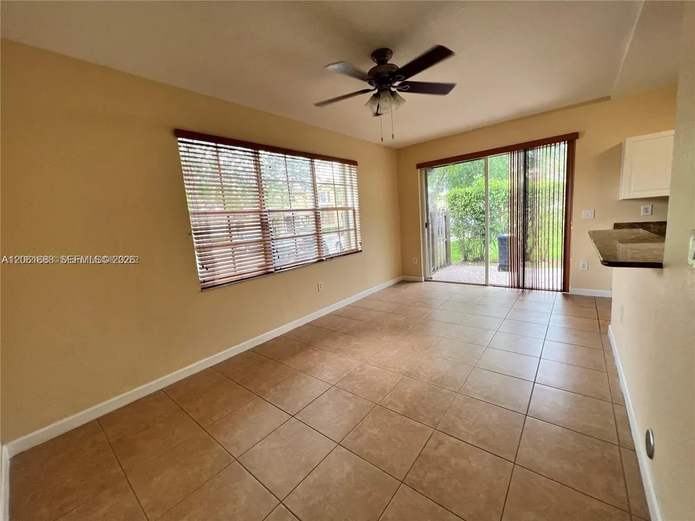 9249 SW 227th St #2-22 Cutler Bay, FL 33190