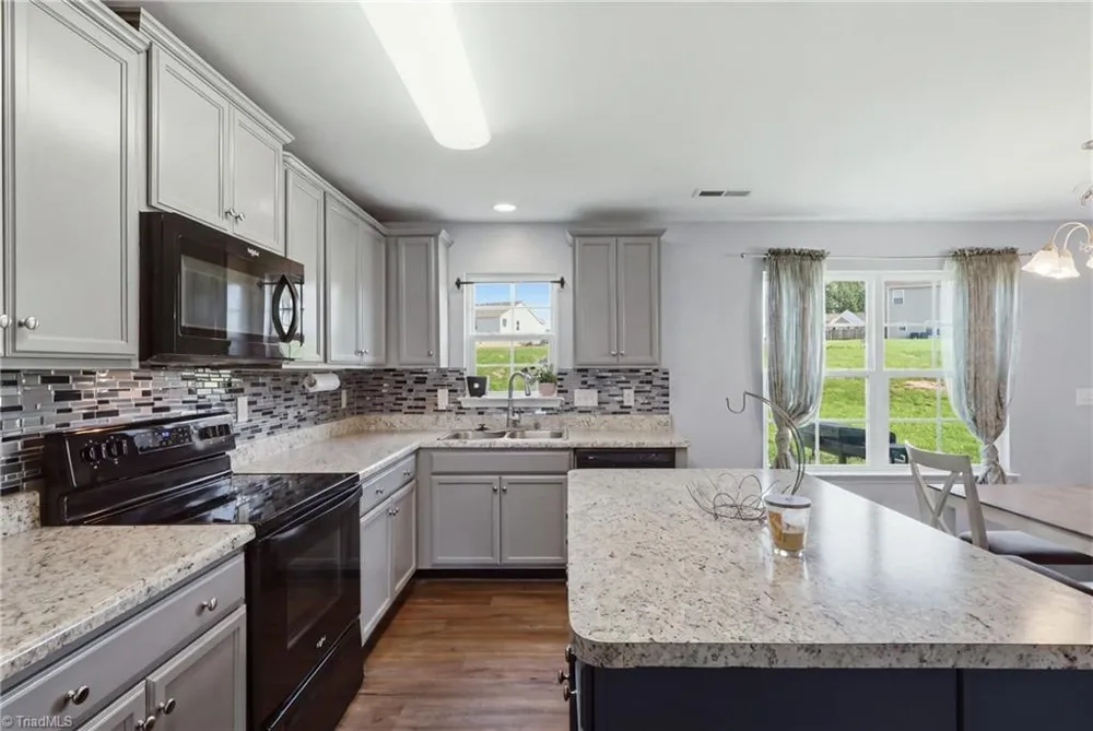 180 Brassfield Drive Burlington, NC 27217