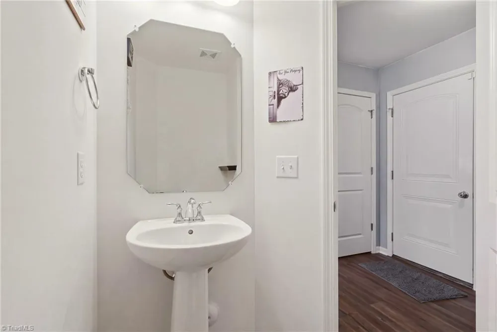 180 Brassfield Drive Burlington, NC 27217