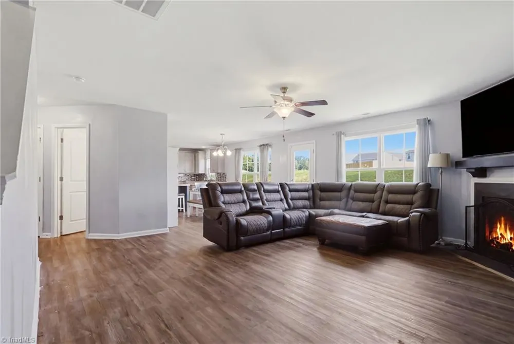 180 Brassfield Drive Burlington, NC 27217