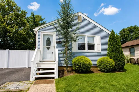 246 Brookside Avenue
