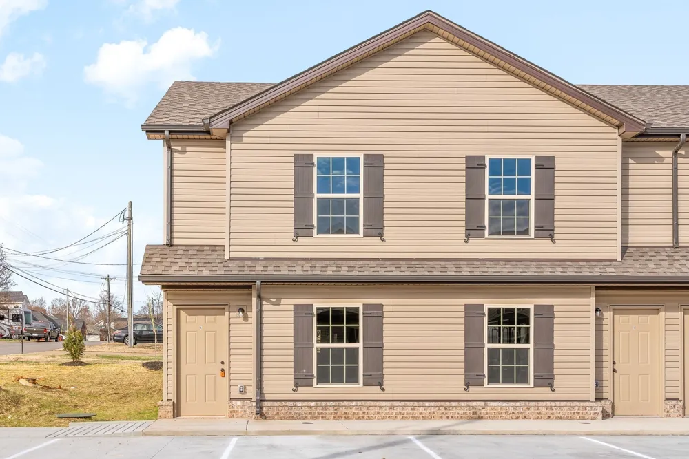 1541 Tylertown Rd #C Clarksville, TN 37040
