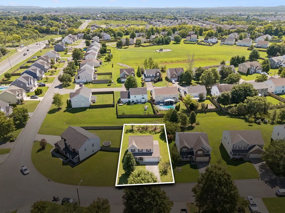 1029 Vanguard Dr Spring Hill, TN 37174