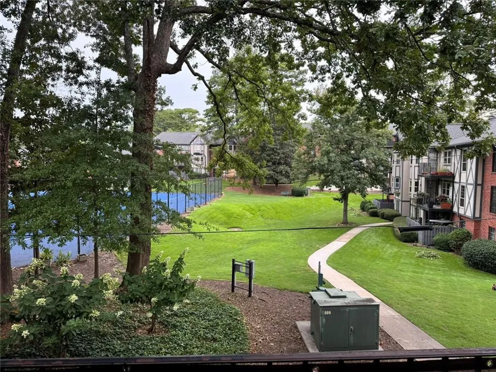 6851 Roswell Road NE #H-31 Sandy Springs, GA 30328