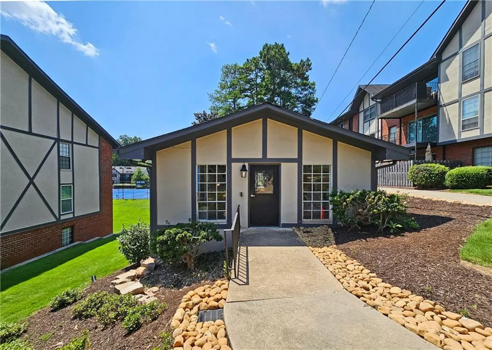 6851 Roswell Road NE #H-31 Sandy Springs, GA 30328