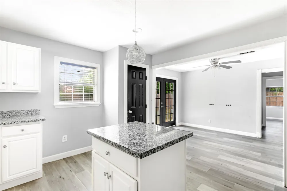 2105 Marshall Street Pasadena, TX 77506