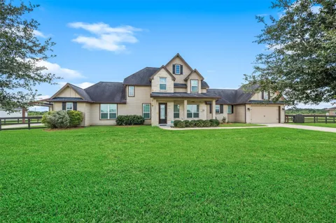 6811 Bayou Trail Drive