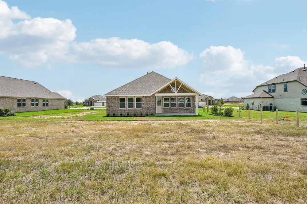 220 Dunovant Drive Sealy, TX 77474