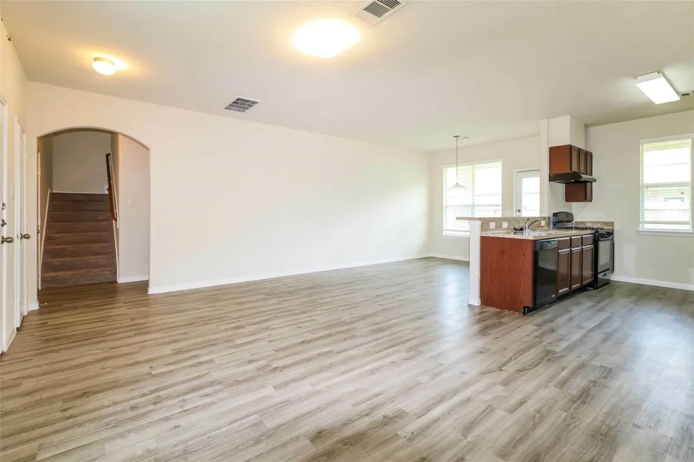 12342 Roy Mix Bohn Lane Houston, TX 77044