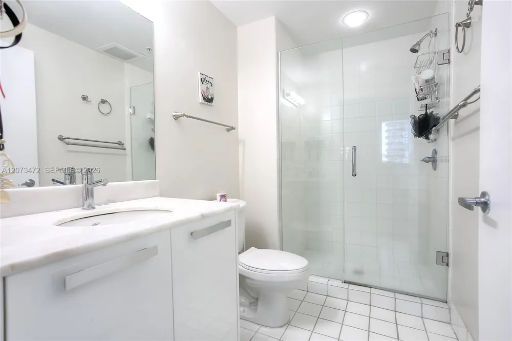 601 NE 36th St #710 Miami, FL 33137