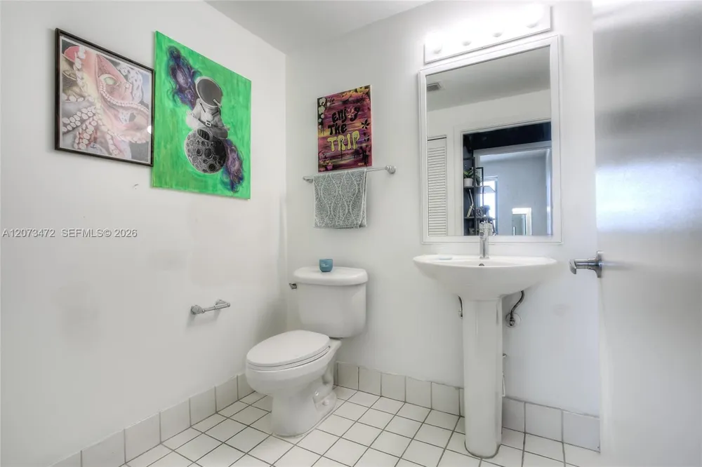 601 NE 36th St #710 Miami, FL 33137