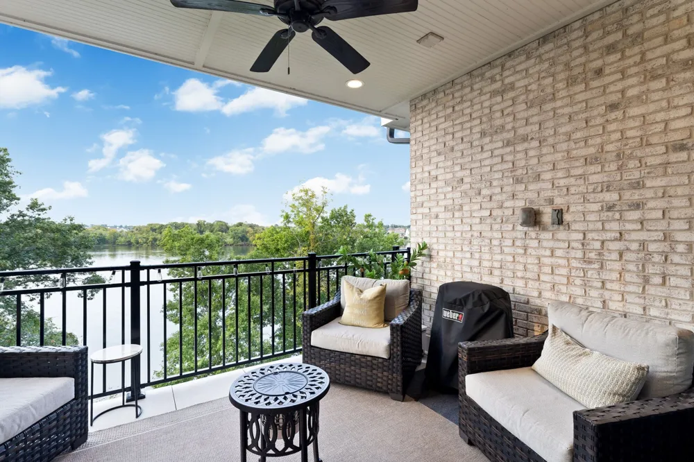 1024 Club View Dr #F201 Gallatin, TN 37066