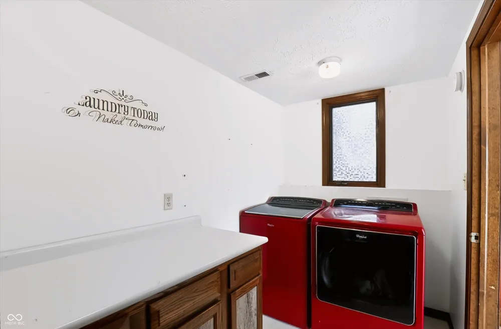 8409 Timber Lane Lafayette, IN 47905