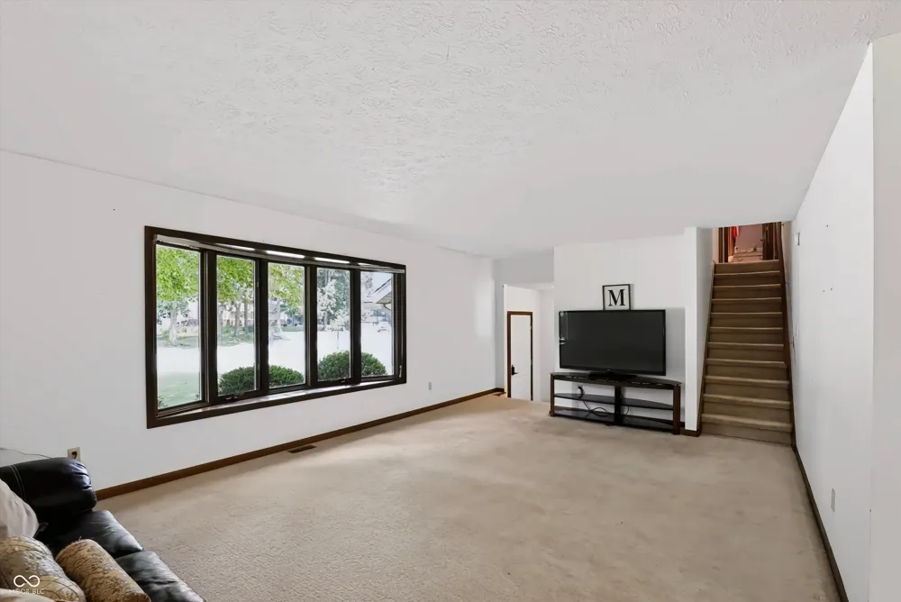 8409 Timber Lane Lafayette, IN 47905