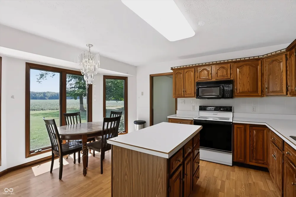 8409 Timber Lane Lafayette, IN 47905