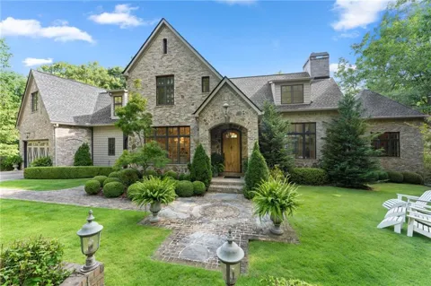 125 Crabapple Court