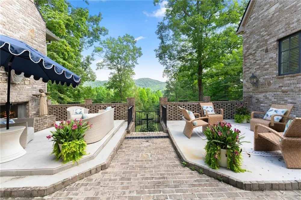 125 Crabapple Court Clarkesville, GA 30523