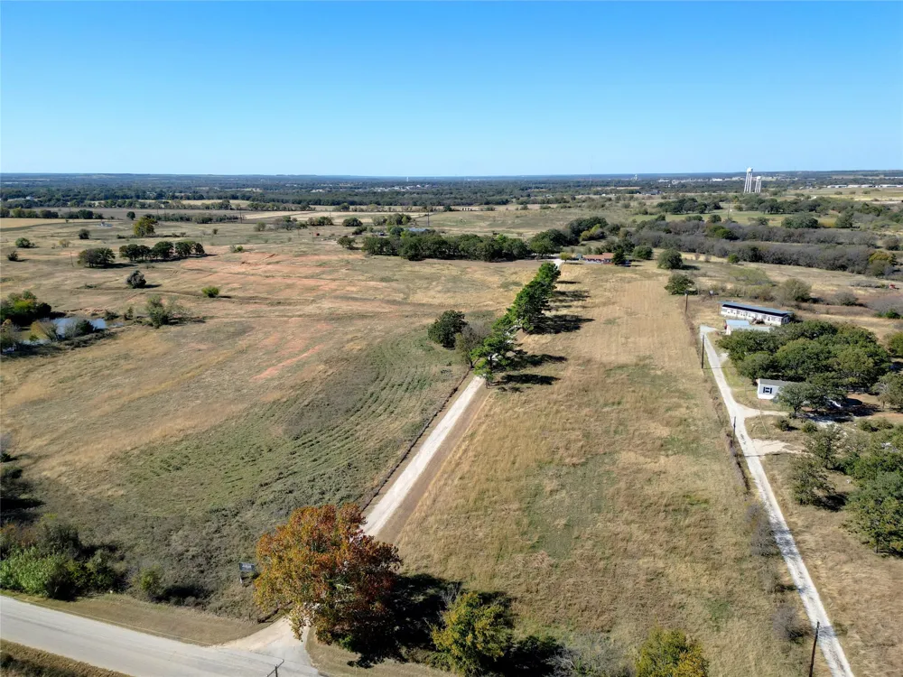 2012 Cuba Road Bridgeport, TX 76426