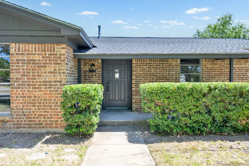 2201 SE 22nd Avenue Mineral Wells, TX 76067