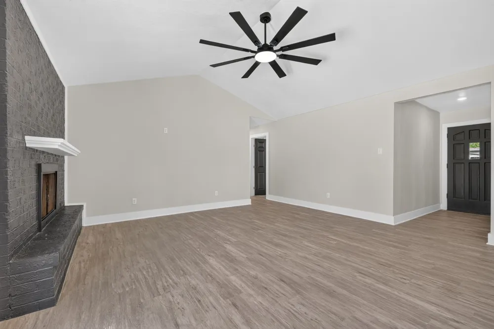 2201 SE 22nd Avenue Mineral Wells, TX 76067