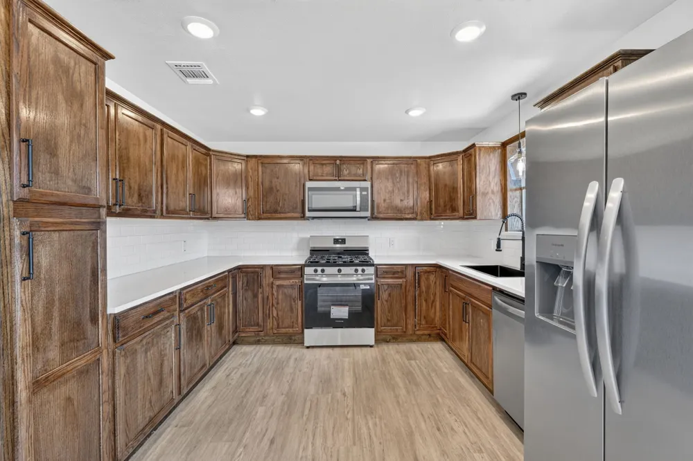 2201 SE 22nd Avenue Mineral Wells, TX 76067