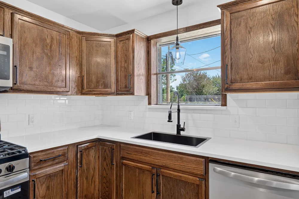 2201 SE 22nd Avenue Mineral Wells, TX 76067