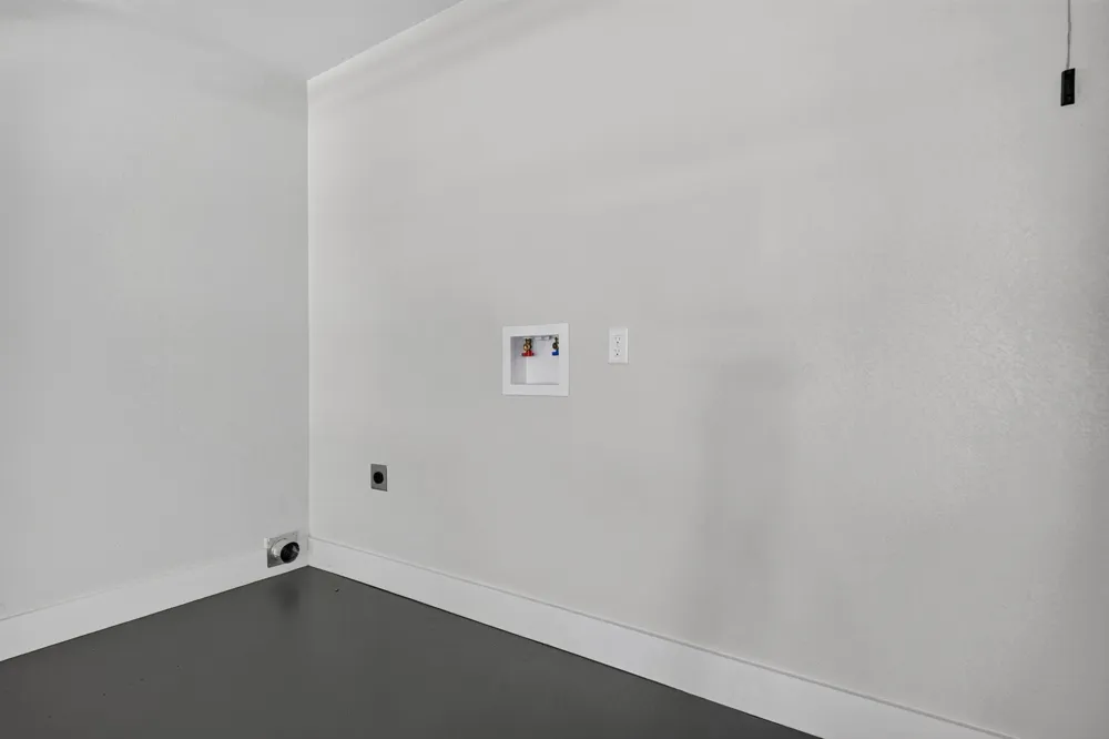 2201 SE 22nd Avenue Mineral Wells, TX 76067