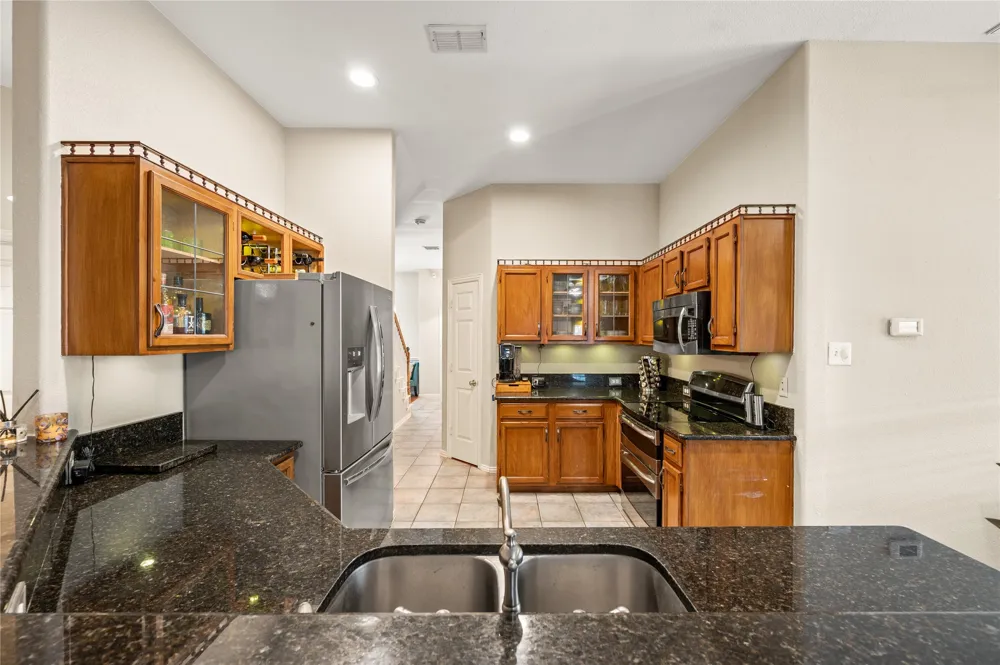 2212 Pinto Lane Lewisville, TX 75067