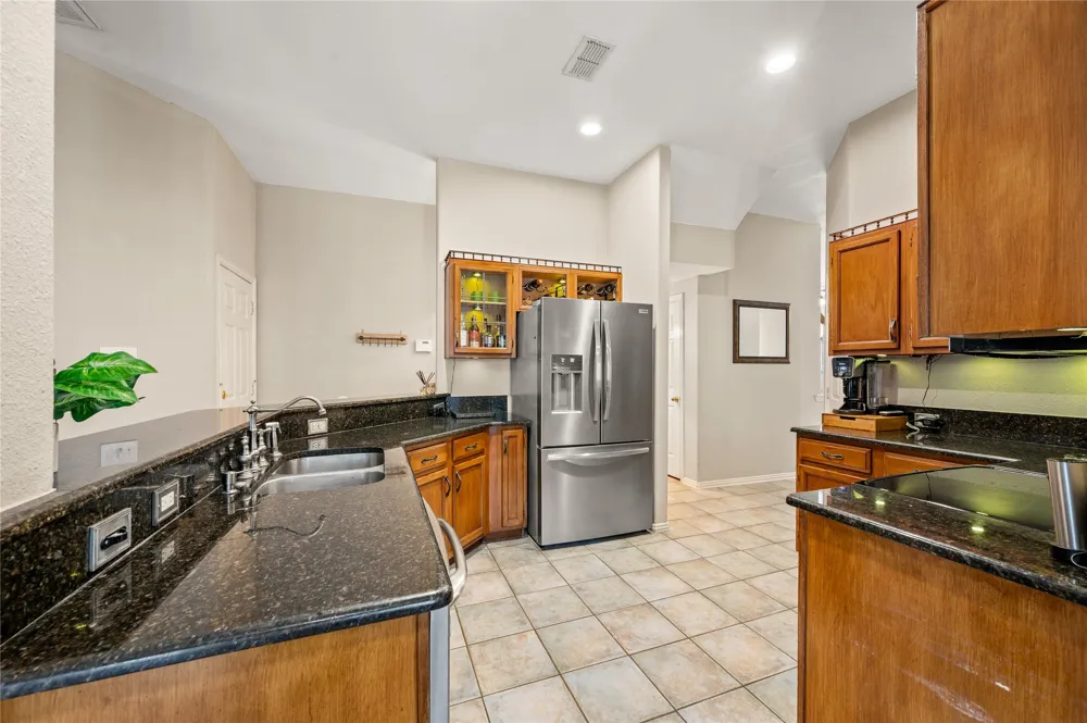 2212 Pinto Lane Lewisville, TX 75067