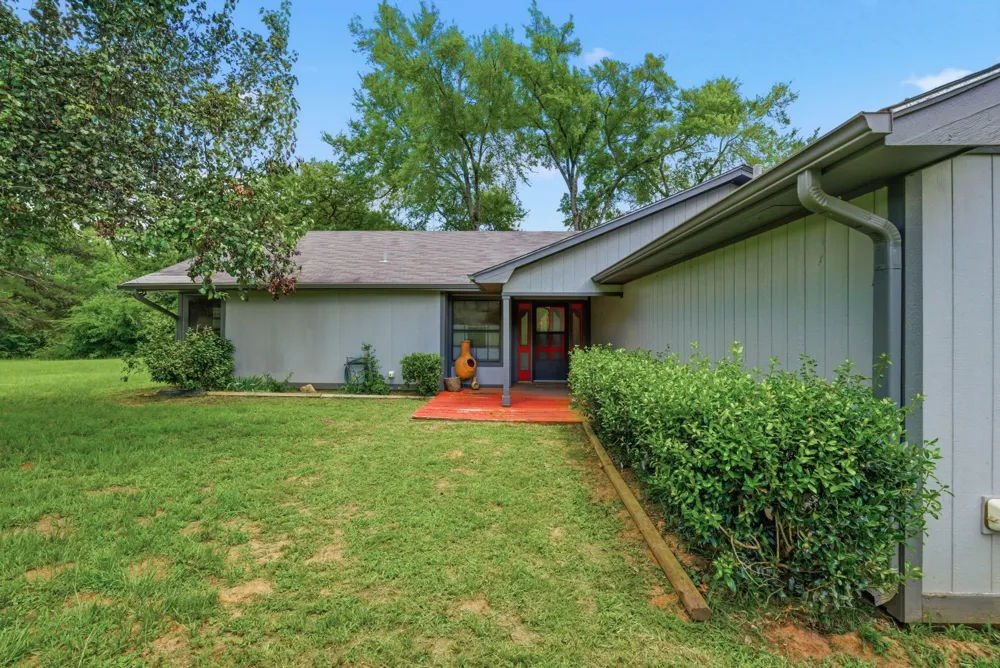 6146 County Road 334 Tyler, TX 75708