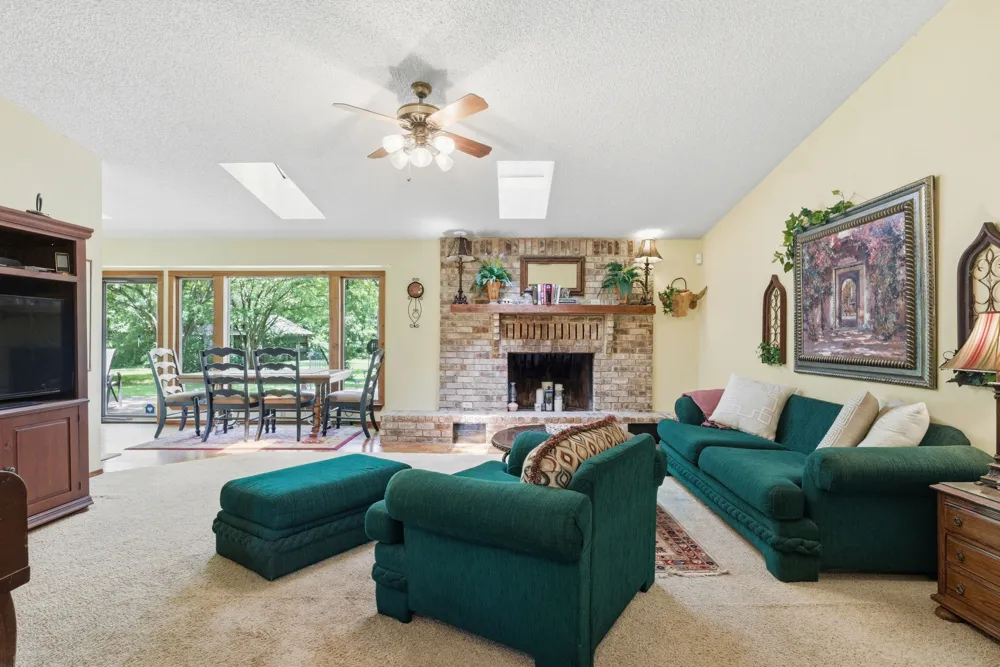 6146 County Road 334 Tyler, TX 75708