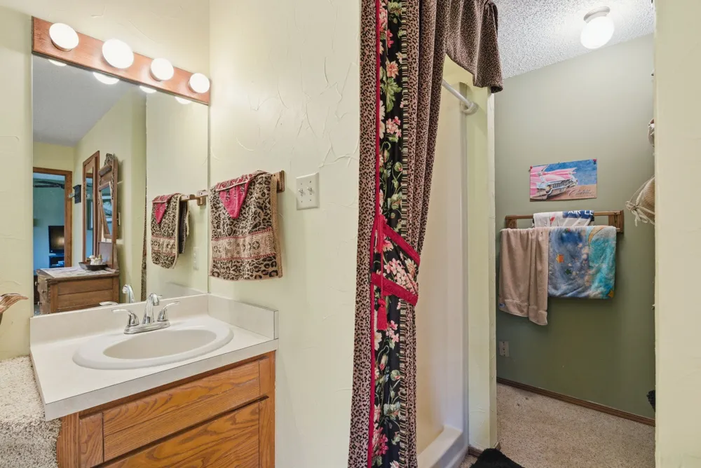 6146 County Road 334 Tyler, TX 75708