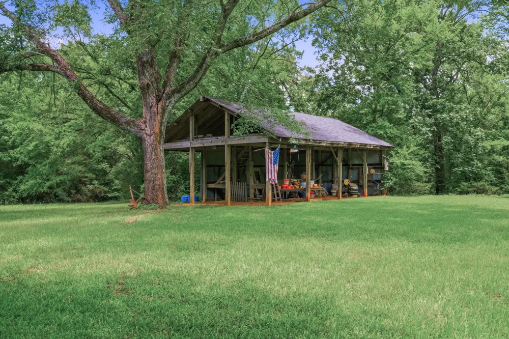 6146 County Road 334 Tyler, TX 75708