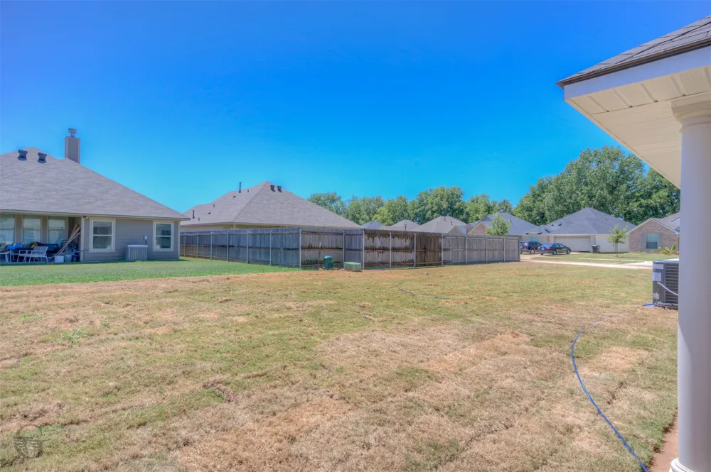 4225 Toledo Bend Bossier City, LA 71111