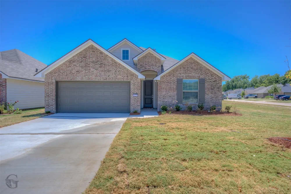 4225 Toledo Bend Bossier City, LA 71111