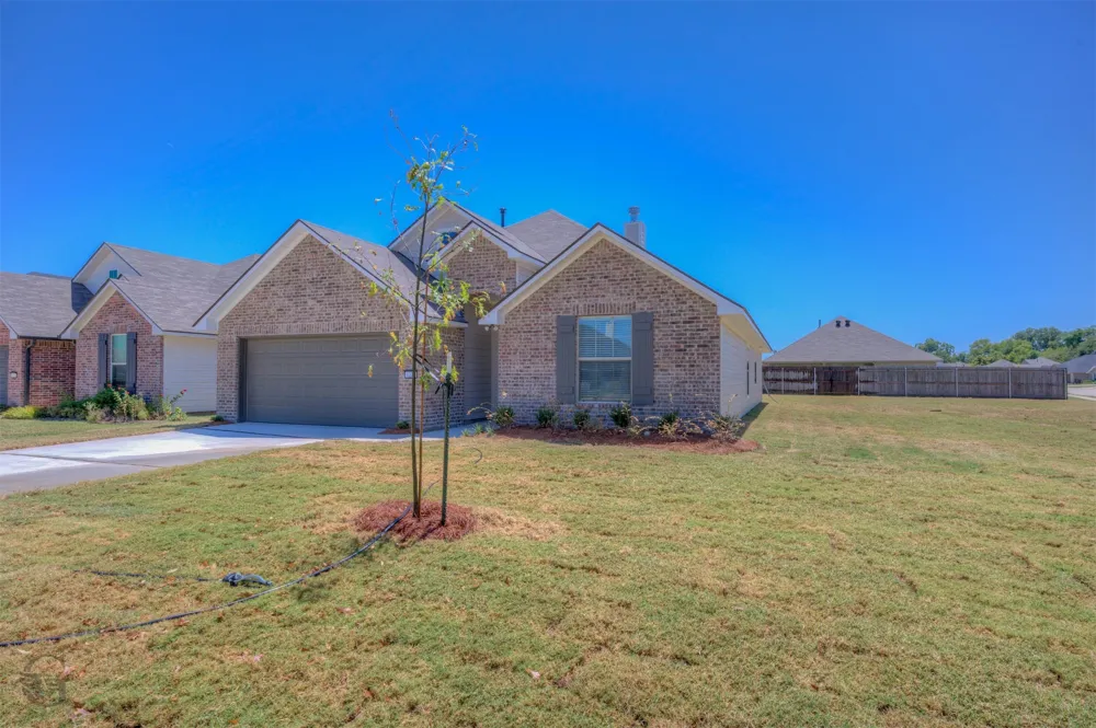 4225 Toledo Bend Bossier City, LA 71111